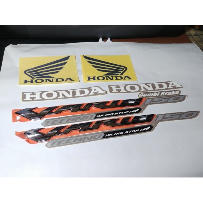 Emblem Dan Striping Vario 150 2017 Brown
