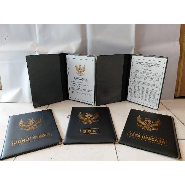 

Terlaris Map Upacara Isi 5 Map (New) Tanpa Slempang Ready Stok