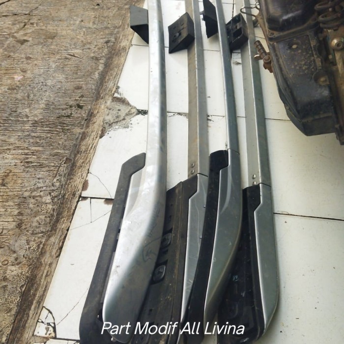 ROOFRAIL XPANDER CROSS PNP NISSAN LIVINA