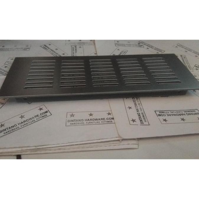 Ventilator Tutup Lubang Ventilasi Udara Kotak Bahan Plastik Finishing