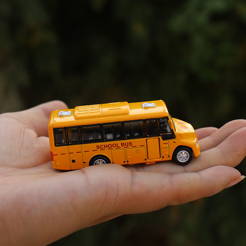 

Prajurit Simulasi Paduan Mobil Mainan Anak Bus