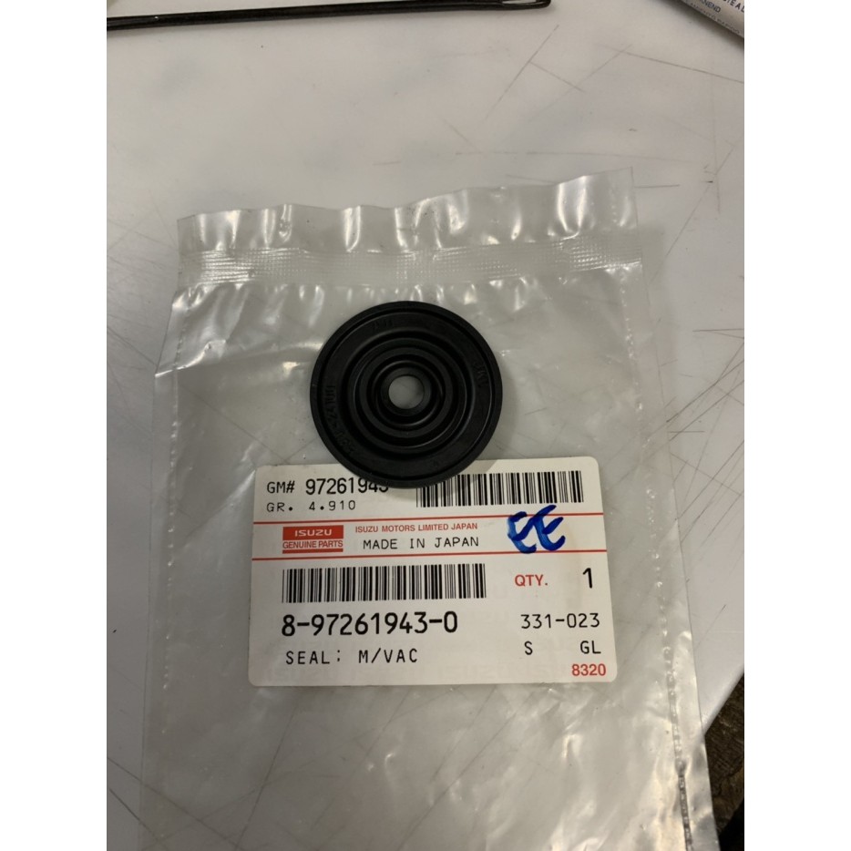 SEAL BOSTER REM ISUZU PANTHER