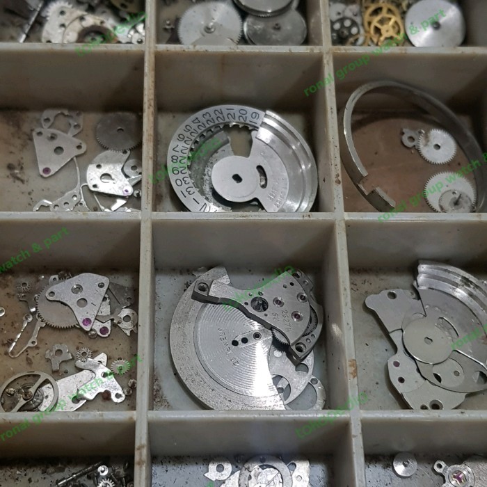 7009 A SPARE PART SUKU CADANG MESIN JEPANG JAM SEIKO SPORT AUTOMATIC