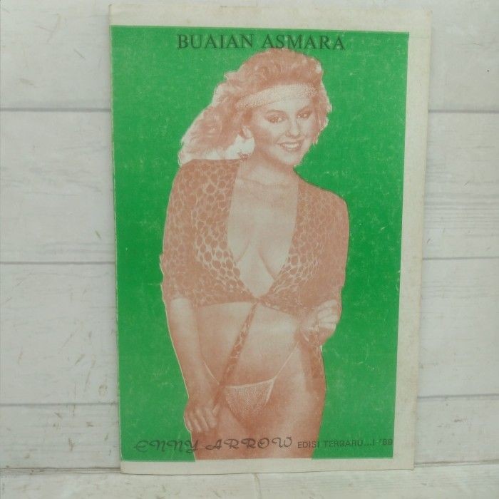 Enny Arrow Buaian Asmara BUKU Langka