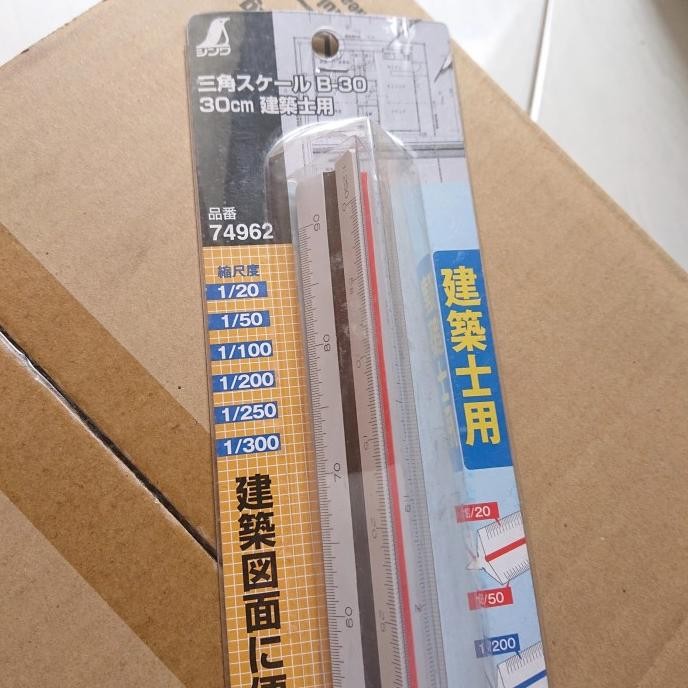 

Shinwa 74962 Penggaris Skala Arsitek 30cm Triangular architecture scal TPA