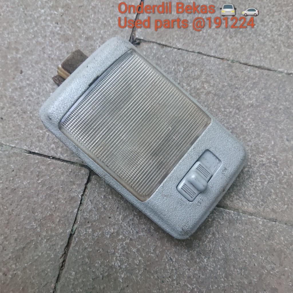 lampu kabin hyundai elantra 1996