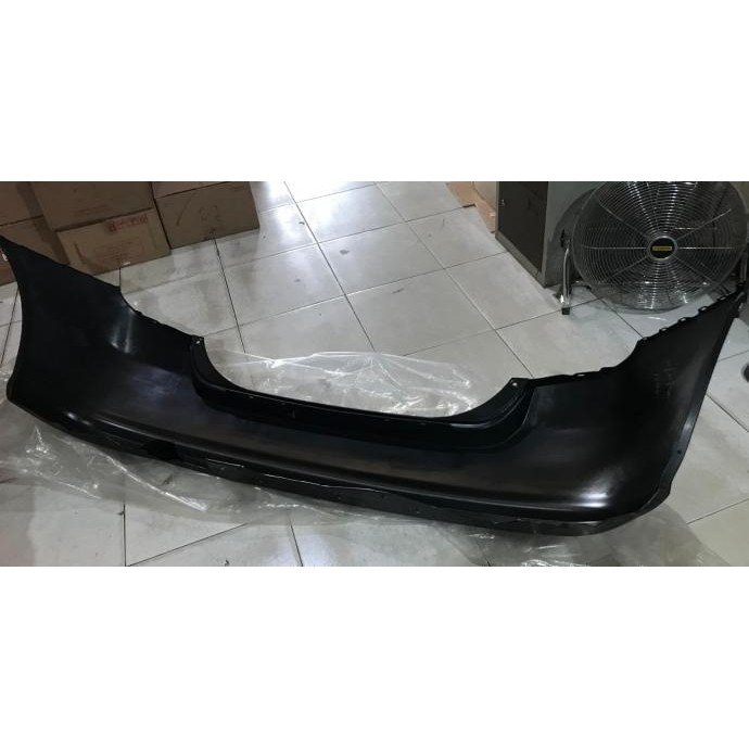 Bumper Belakang Honda Jazz IDSI 2004- 2005 Original