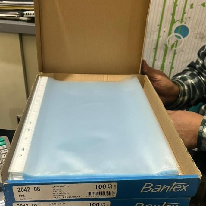 

BEBAS ONGKIR - plastik PP Pocket Bantex Size A4 2042 08 (1Pax)