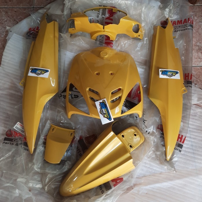 cover bodi halus mio lama sporty 2004 kuning original yamaha 5tl p2