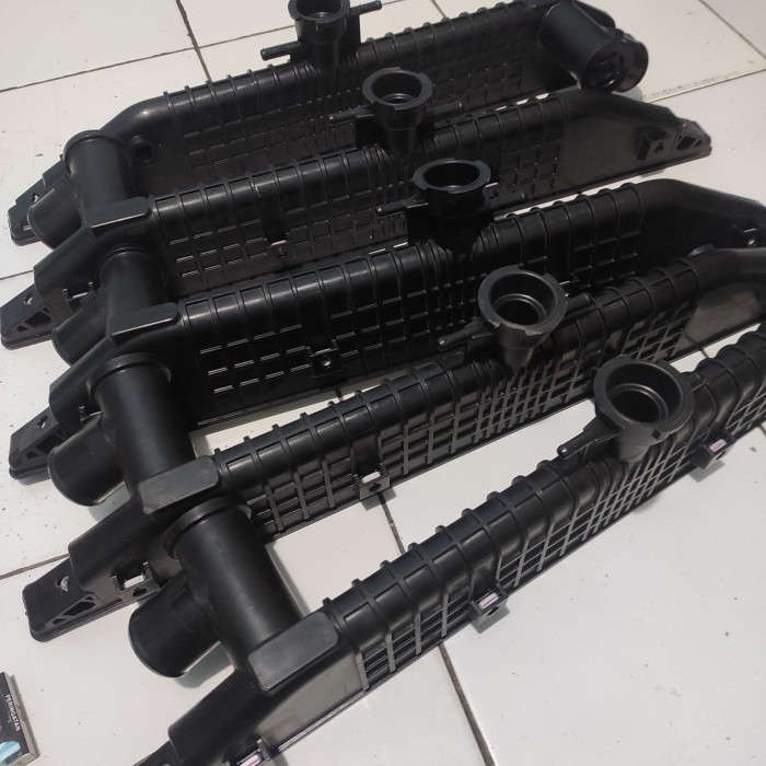 Upper Tank Radiator Hino Lohan 500/Cover Radiator Hino 500 Uero4