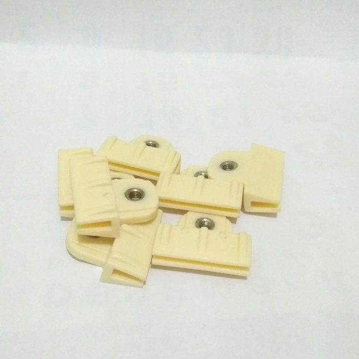 [EZR] Penjepit rel kaca mobil taruna