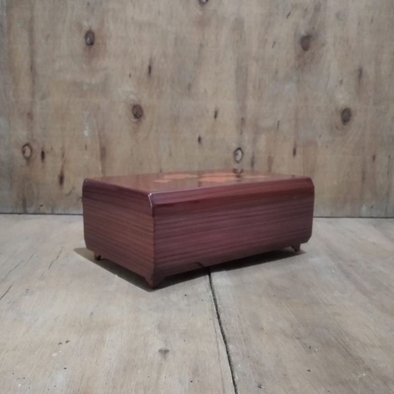 kotak penyimpanan kotak musik vintage jadul antik lawas kuno