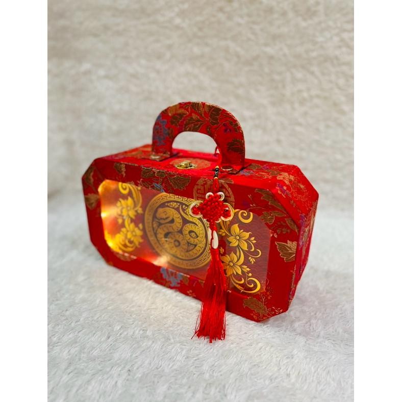 

CR - Koper 3d imlek / box imlek / sanjitan / parcel imlek / hampers imlek TERLARIS