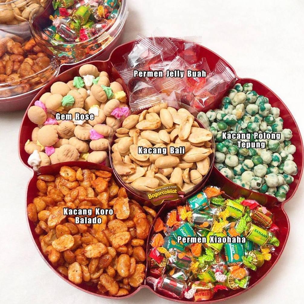 

CR - Hampers Imlek Toples Mix Snack Candy TERLARIS
