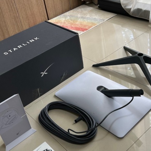 Starlink kit Satelit Antena Internet Wifi 300Mbps + Paket Data Internet