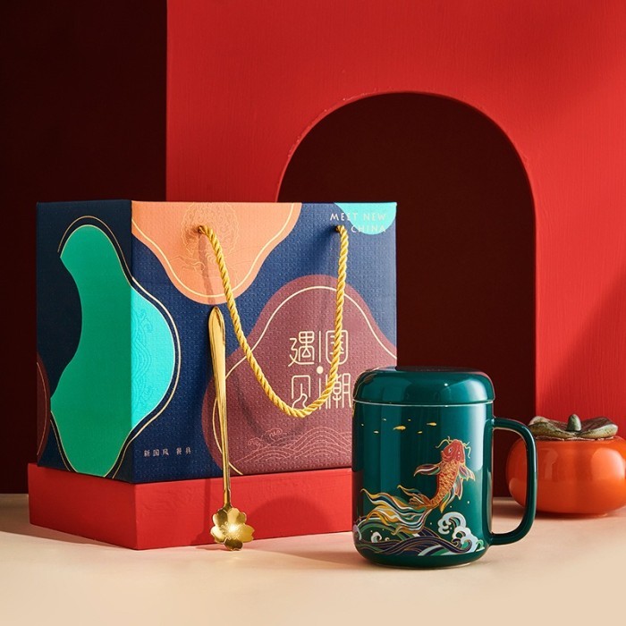 

Imlek Koi Mug Gift Set / Hampers Gelas Mug Keramik Ikan Koi Imlek CNY Mewah - Green !NEW