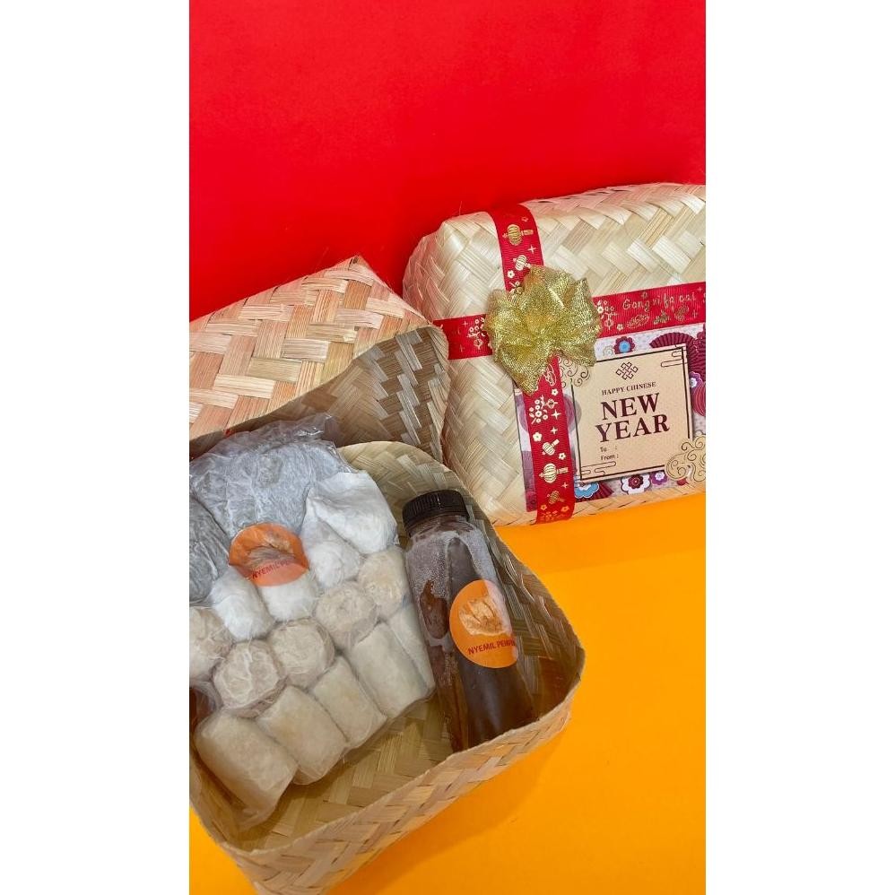 

[READY STOCK] Hampers Imlek Nyemil Pempek - Paket Mandarin isi 20