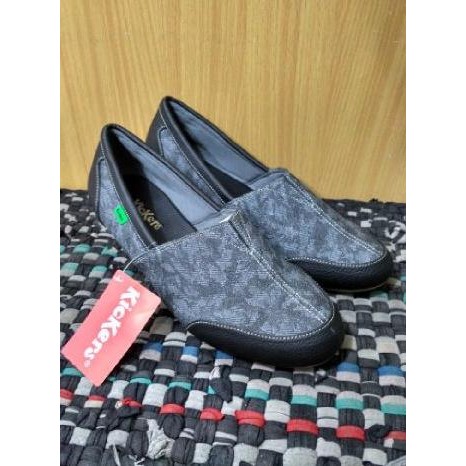 SEPATU WANITA SEPATU KICKERS SEPATU BALET SEPATU SLOP WANITA