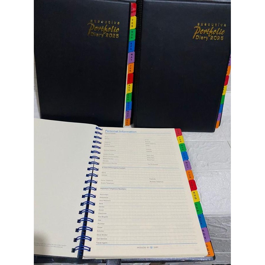 

BUKU AGENDA EXECUTIVE FORFOLIO DIARY 2025