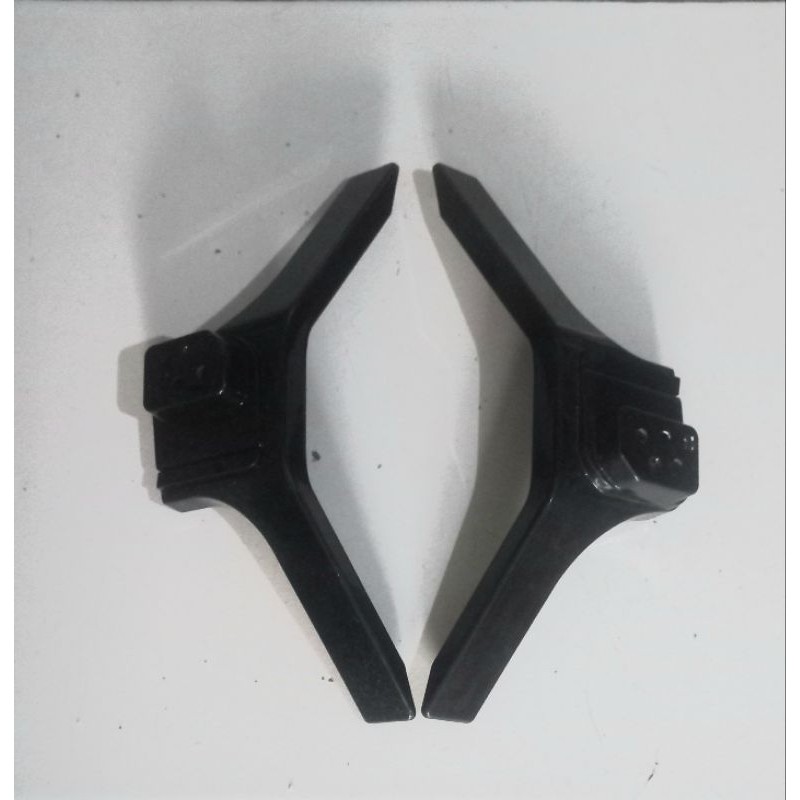 KAKI TV TOSHIBA 32 INCI