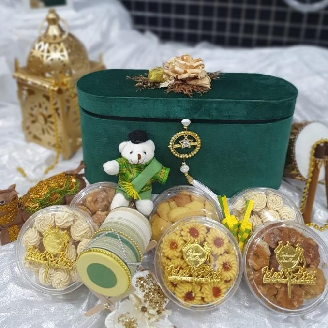 

Sale! Paket box hampers lebaran kue kering toples murah 65
