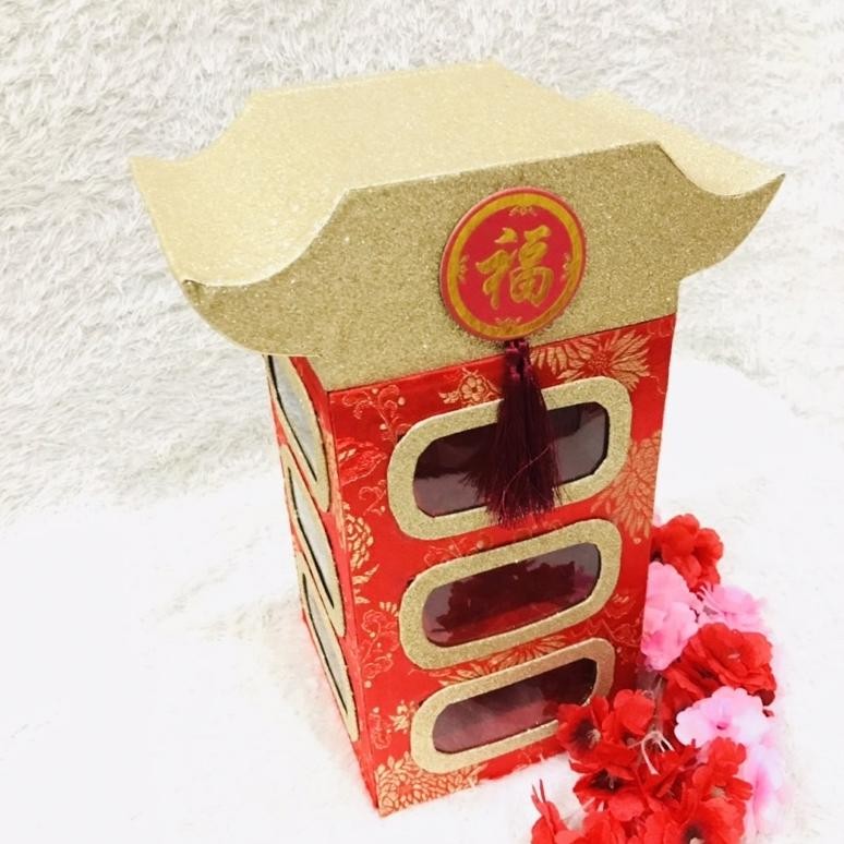 

BR - Pagoda 3 tingkat / box imlek / parcel imlek / sanjitan TERLARIS
