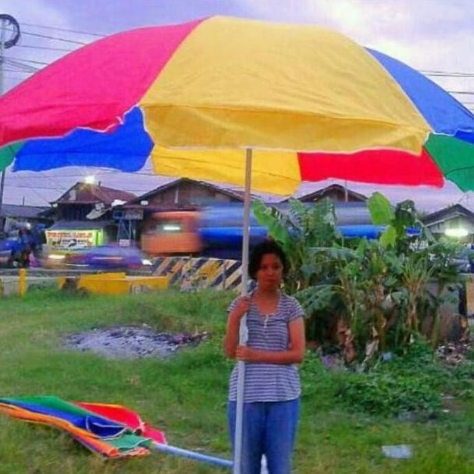 [BEST QUALITY] PAYUNG PANTAI PELANGI BESAR/ PAYUNG PANTAI JUMBO/ PAYUNG PANTAI WARNA WARNI/ PAYUNG T
