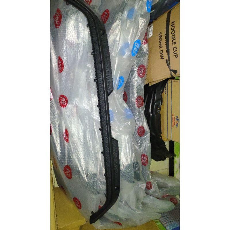 Low Bumper ( Kumisan ) Innova Barong