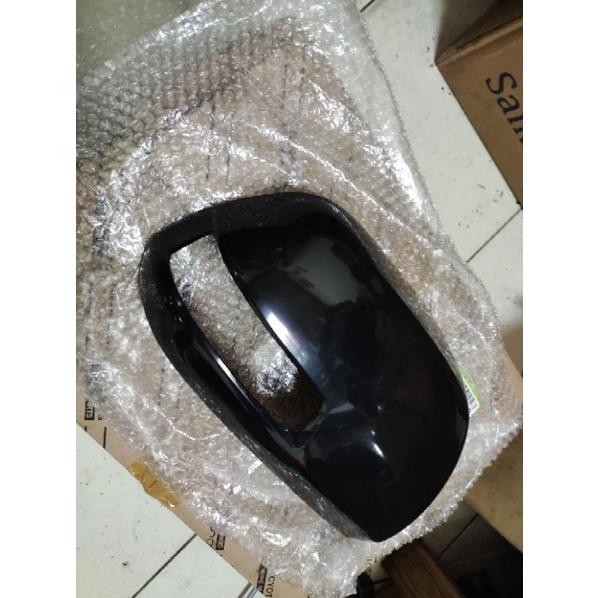 Cover Spion Fortuner Inova V 2011-2015