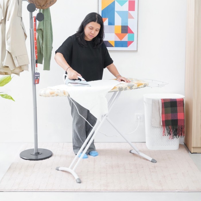 INFORMA - BLOOMY MEJA SETRIKA KLASIK