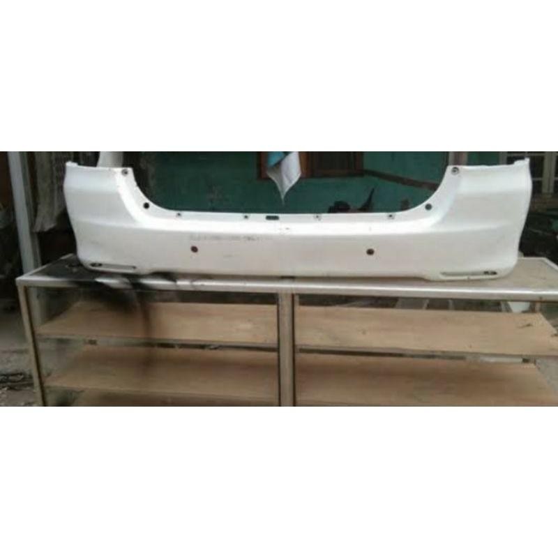 Bemper Bumper Belakang Toyota Innova 2010 2014