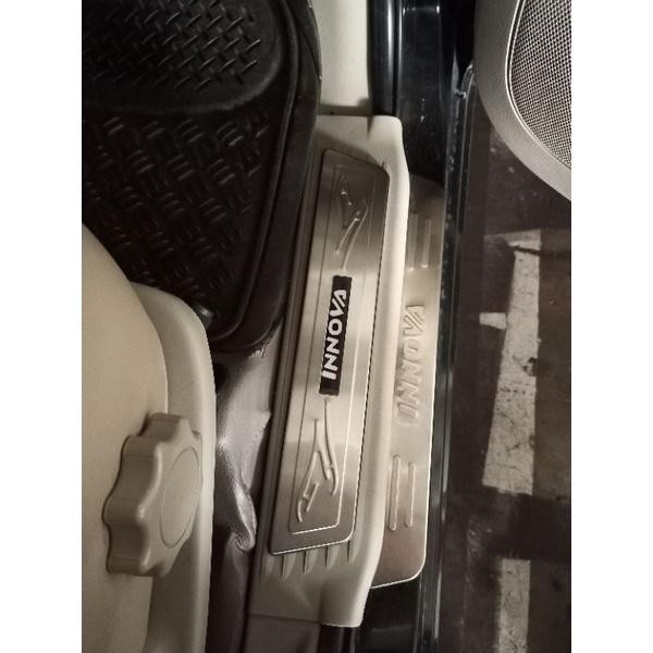 Aksesoris Mobil Toyota Grand Innova Sillplate Led Sillplate Grand Innova 2011 2012 2013 2014 2015 Si