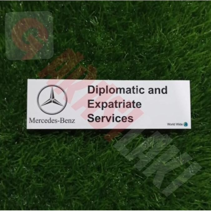 

Sale Sticker Mercedes-Benz Diplomatic Panjang Tempel Dalam Kaca
