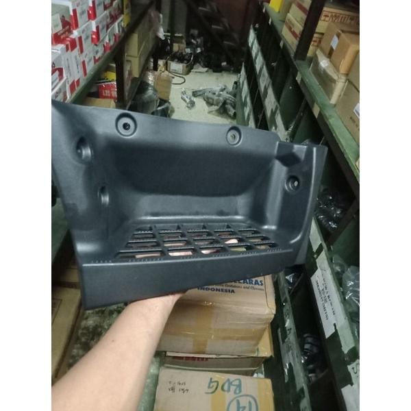 Step Injakan Kaki Mobil Canter Kanan