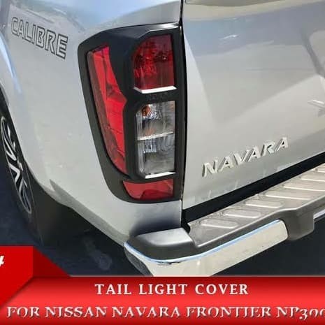 Navara D23 NP300 Garnish List Lampu Belakang Cover Stop Lamp Nissan