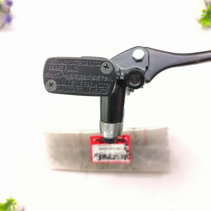 Murah MASTER REM DEPAN ATAS HONDA SUPRA X 125 KARISMA REVO OLD 45500-KPH-881 AHM lesmo99