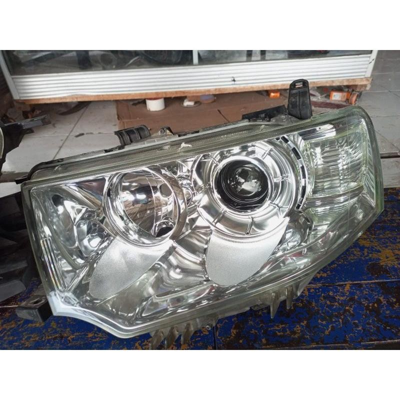 Headlamp Lampu Depan Pajero Dakar Hid 2012 2013 2014 2015