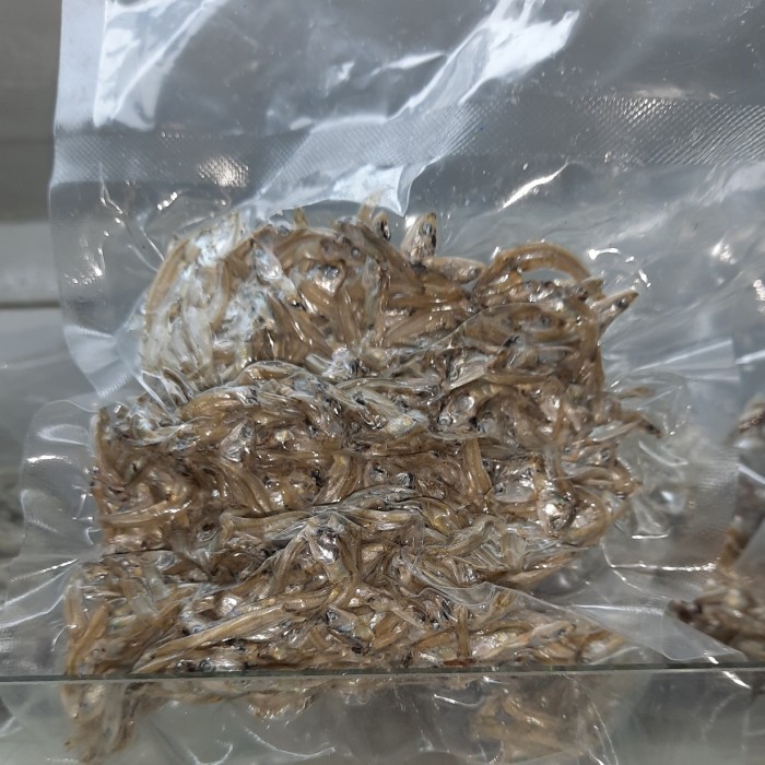 

MYEOLCHI (DRIED ANCHOVIES) IKAN TERI HALUS 100 GRAM