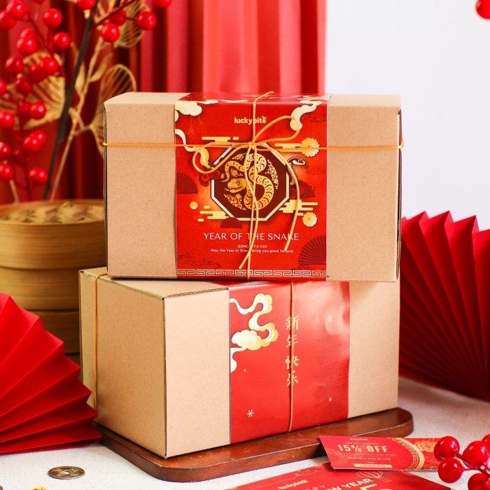 

Hampers Imlek (Set A) - Cookies 2 Jar + Free Greeting Card + Pita Terlaris