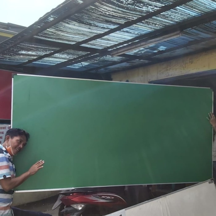 

TERBARU! papan tulis greenboard kapur UK biasa120x240