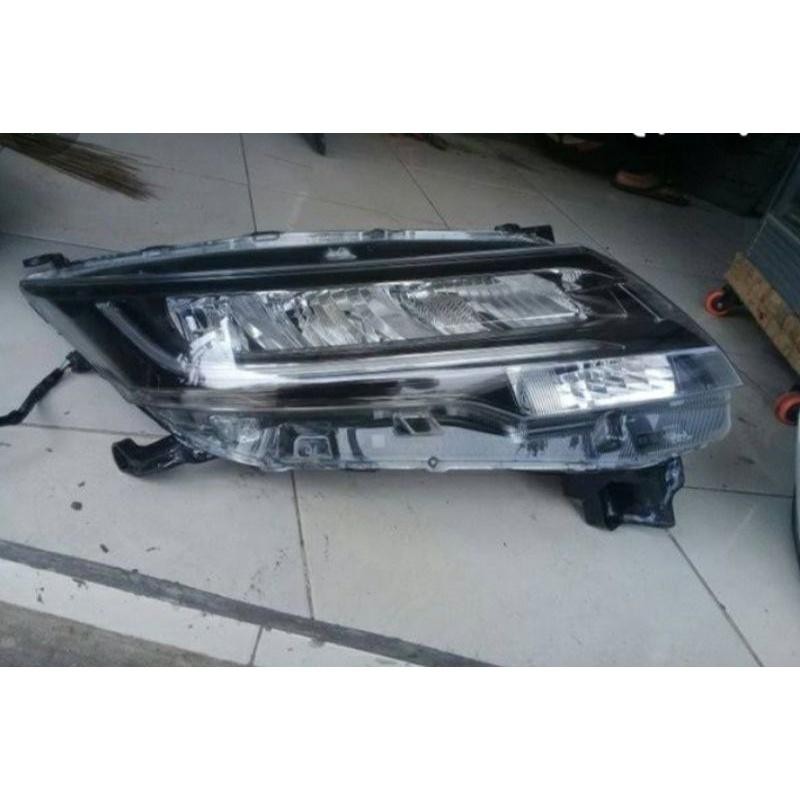Headlamp/Lampu Depan Rush/Terios 2018 2019 2020 2021