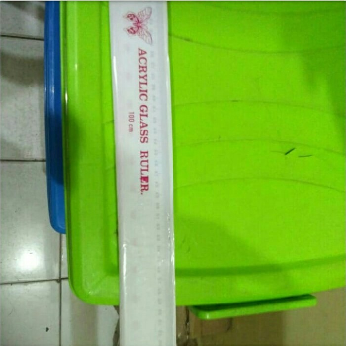 

TERLARIS! Penggaris Plastik/Acrylic Glass Ruler 100 cm Butterfly.