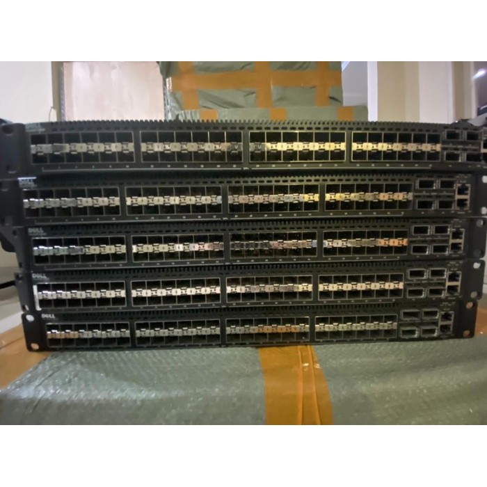 Dell Switch Force 10 S 4810 / Force10 S4810 48 Port SFP+ QSFP