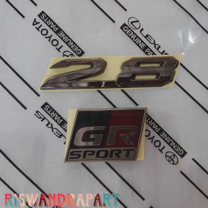 Logo emblem 2.8 GR sport black chrome fortuner