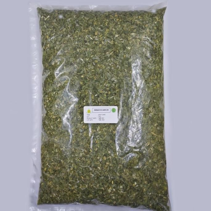 

Daun Bawang Kering / Leek Flake Kemasan 1 Kg Kualitas Premium