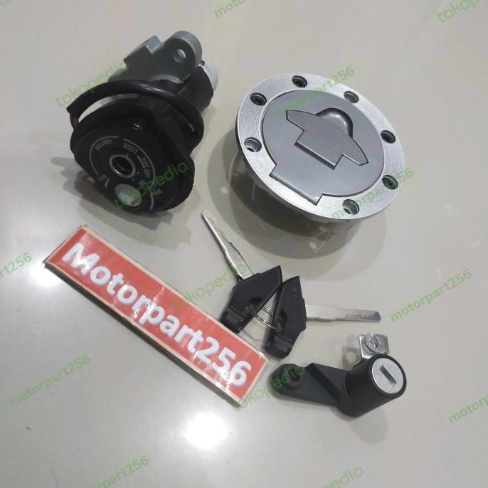 Kunci Kontak Set Plus Tutup Tangki R15 V1 - V2 Original Dan Terlaris