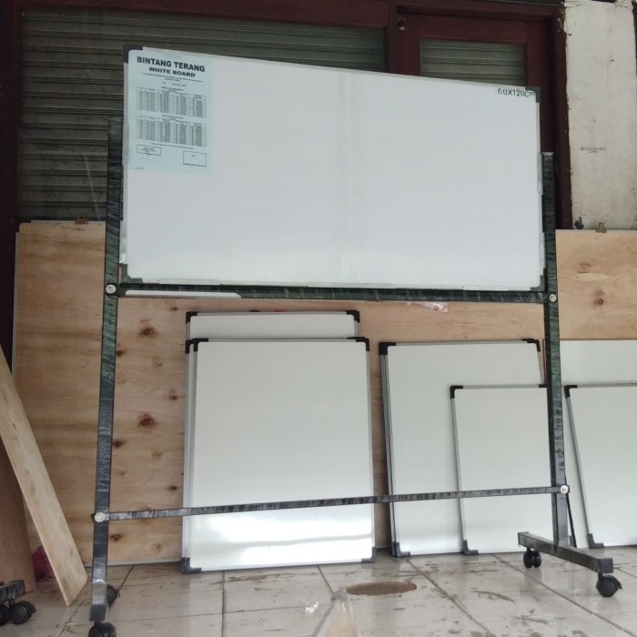 

papan tulis/white board bintang terang uk 60x90