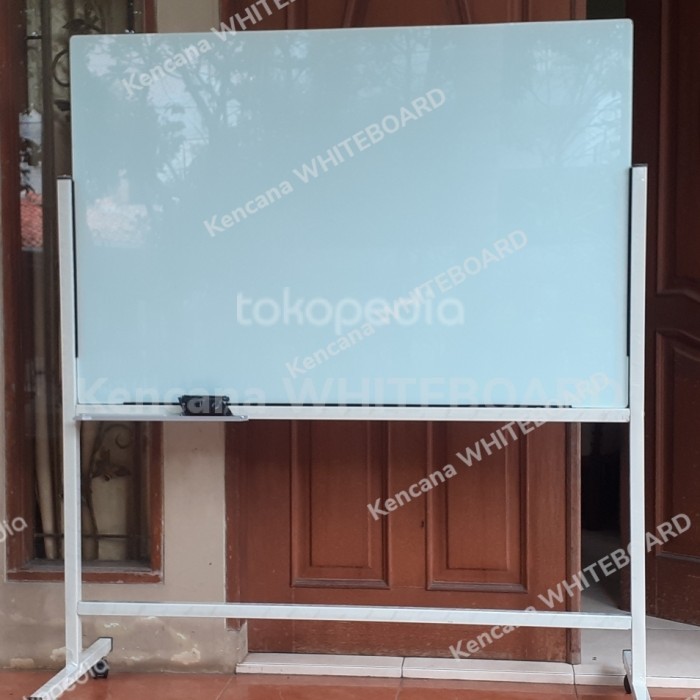 

glassboard standing putih 100 150 Cm