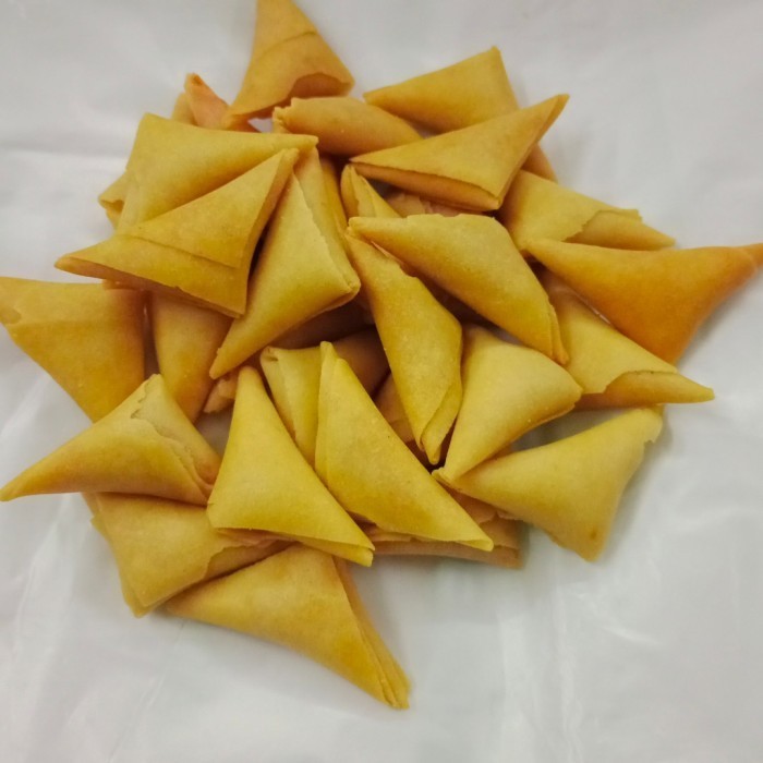 

SALE TERLARIS SAMOSA SUPER ABON AYAM SPESIAL 500 GRAM READYY