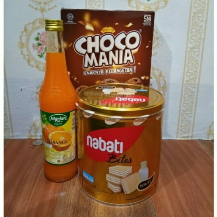 

PARCEL PAKET KUE KALENG LEBARAN